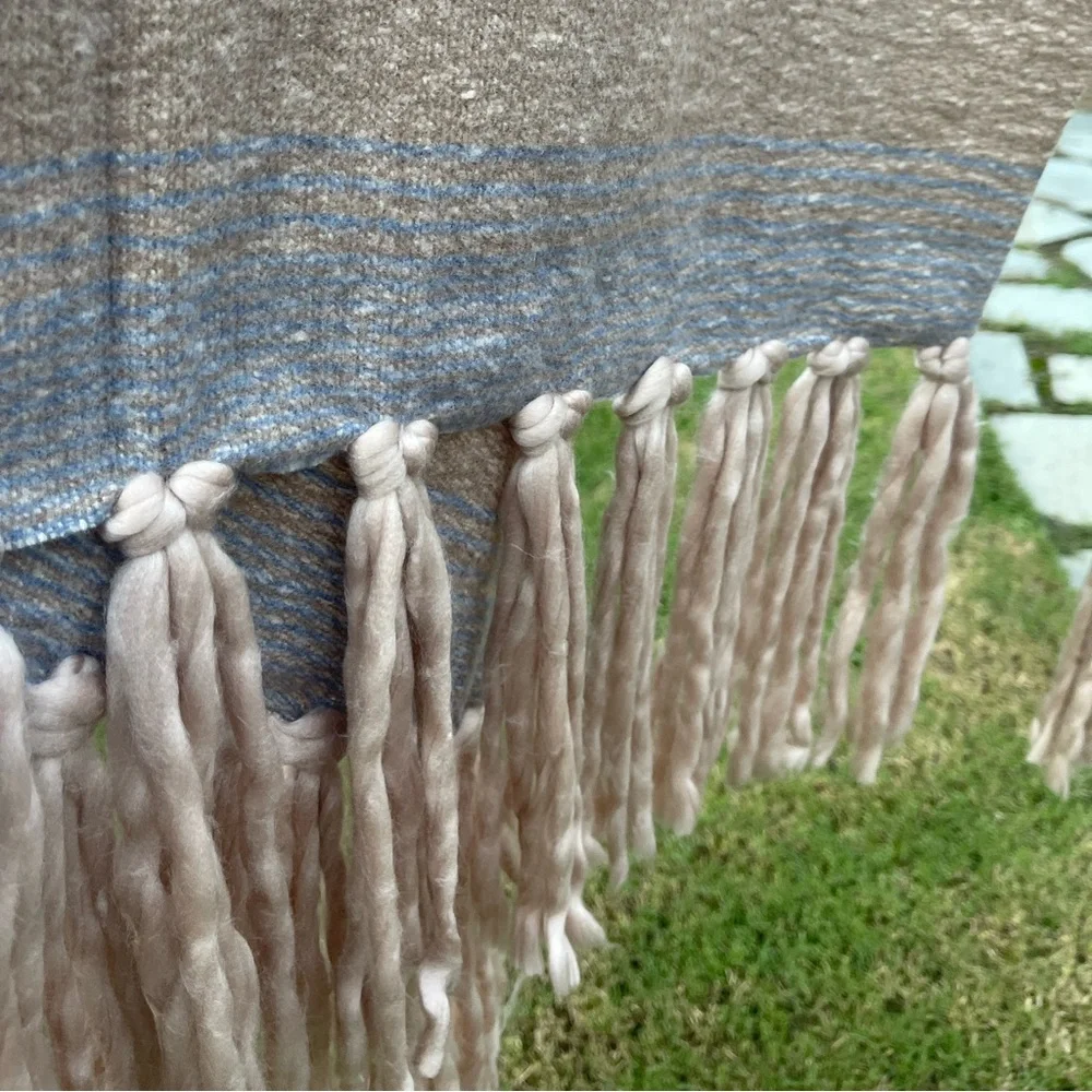 Anthropologie Cozy Winter Scarf - Picture 2 of 3